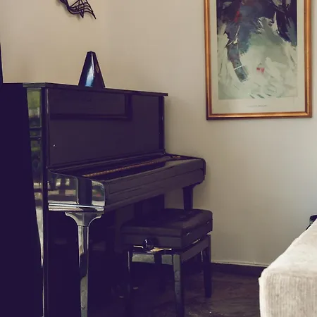 Villa Petra Kazarma *