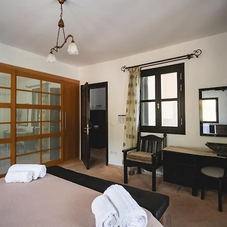 Villa Petra Kazarma